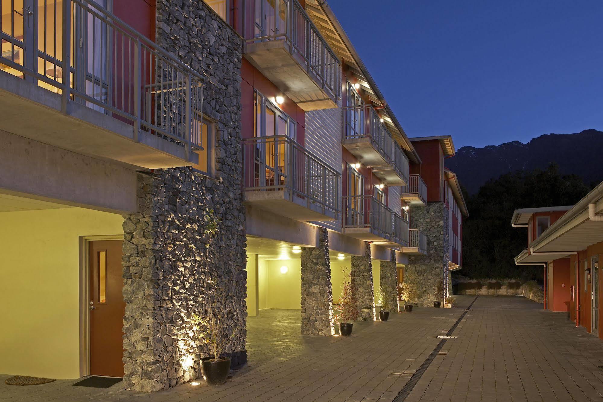 Te Weheka Boutique Hotel Fox Glacier Exterior foto